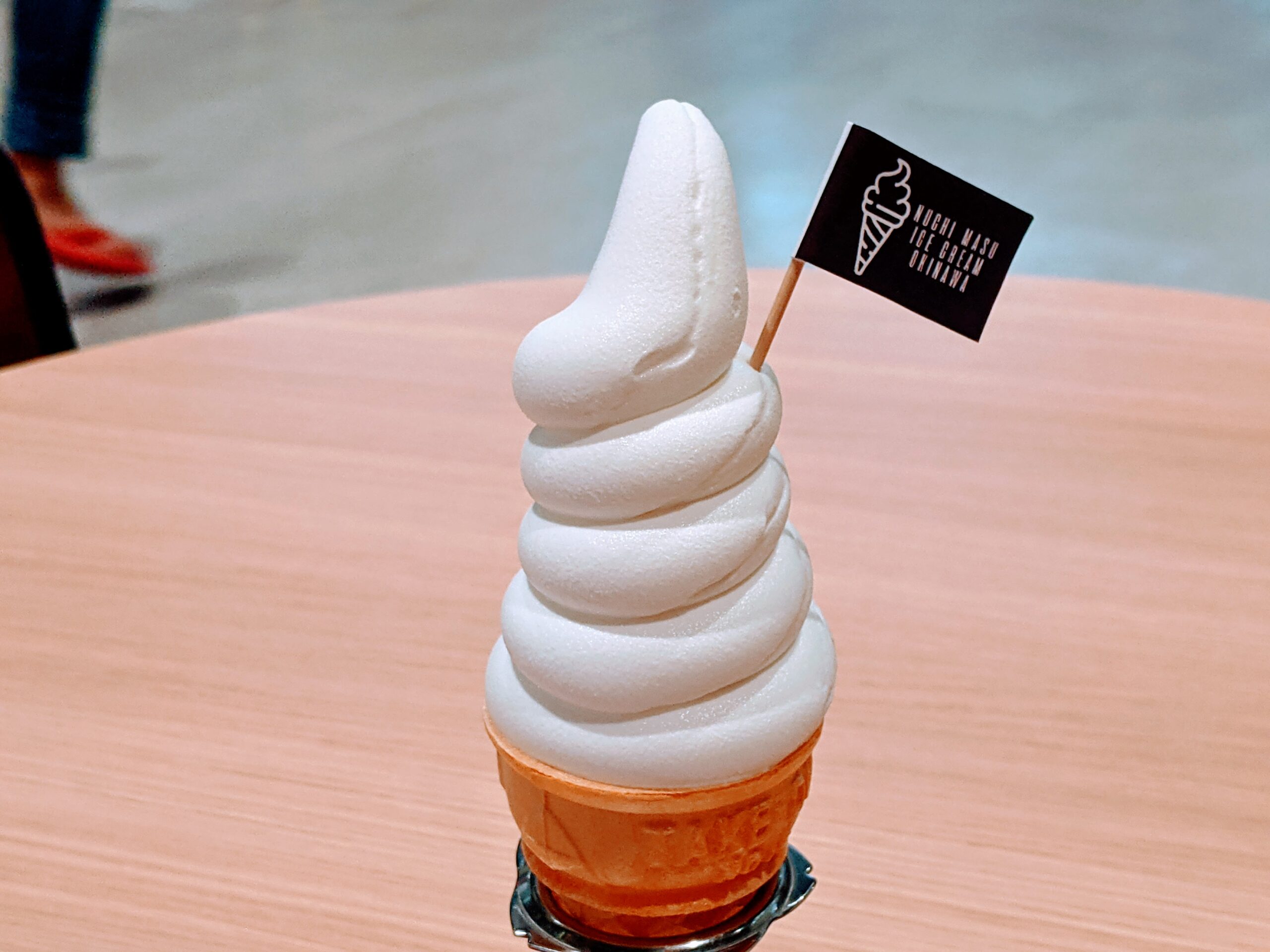 「ぬちまーす」沖縄の暑さにミネラルたっぷりの塩ソフトクリーム！ | ソフトクリーム・ブログ「naogoo」